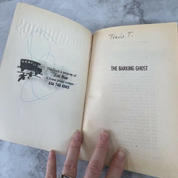 Goosebumps #32: The Barking Ghost by R.‎ L. Stine 1995 Paperback - Picture 2 of 3